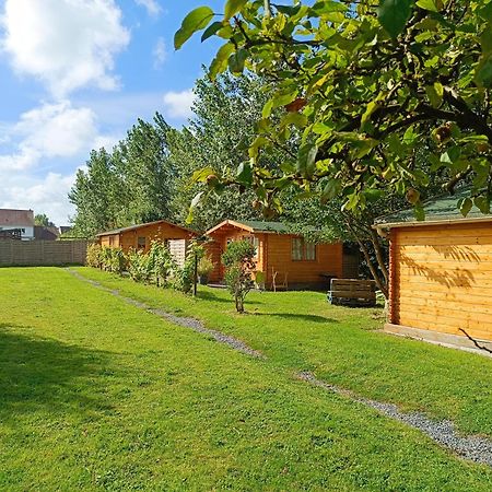 Gite Les Chalets Du Fliers Verton Meubles De Tourisme Classes 2 Etoiles Berck Eksteriør billede