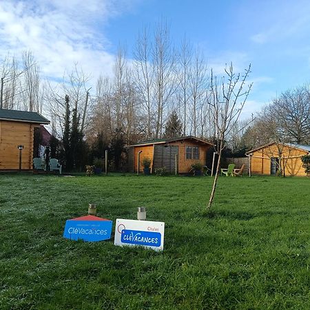 Gite Les Chalets Du Fliers Verton Meubles De Tourisme Classes 2 Etoiles Berck Eksteriør billede