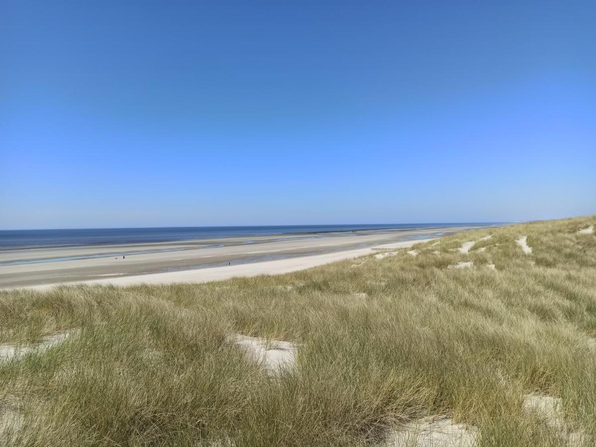 Gite Les Chalets Du Fliers Verton Meubles De Tourisme Classes 2 Etoiles Berck Eksteriør billede