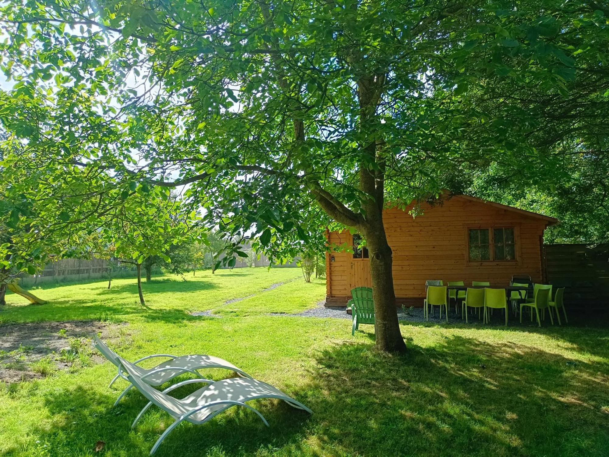 Gite Les Chalets Du Fliers Verton Meubles De Tourisme Classes 2 Etoiles Berck Eksteriør billede