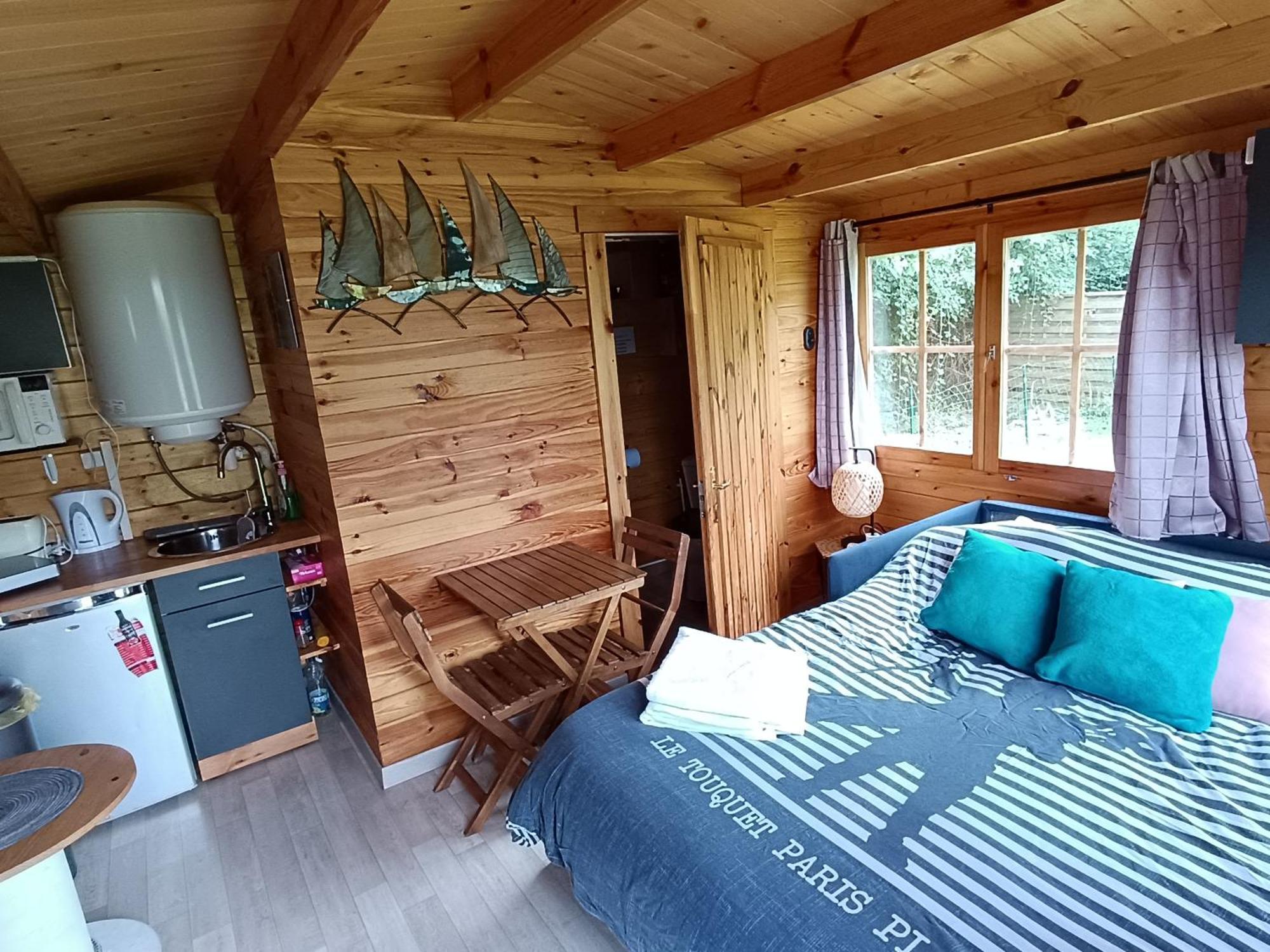 Gite Les Chalets Du Fliers Verton Meubles De Tourisme Classes 2 Etoiles Berck Værelse billede