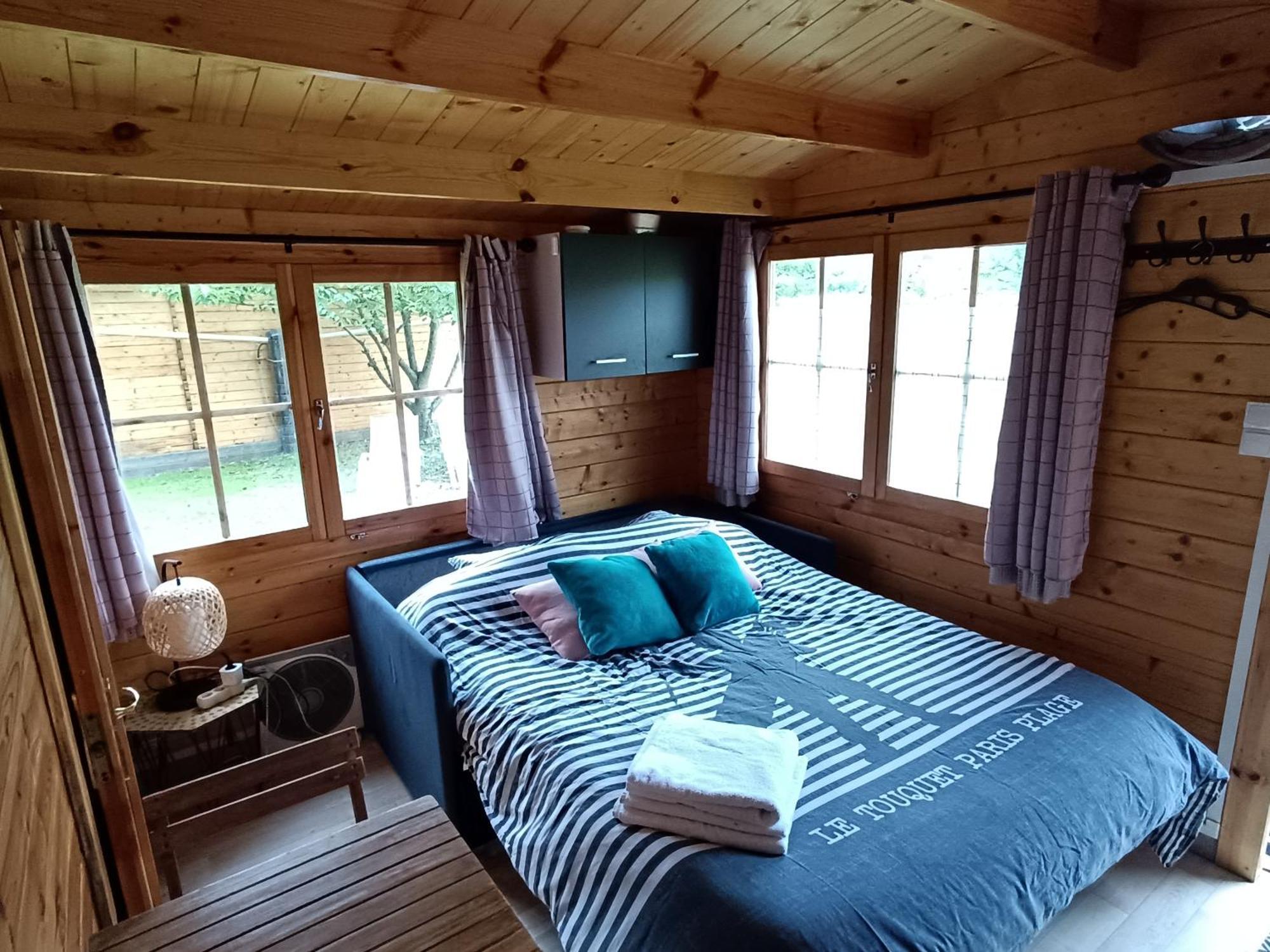 Gite Les Chalets Du Fliers Verton Meubles De Tourisme Classes 2 Etoiles Berck Værelse billede